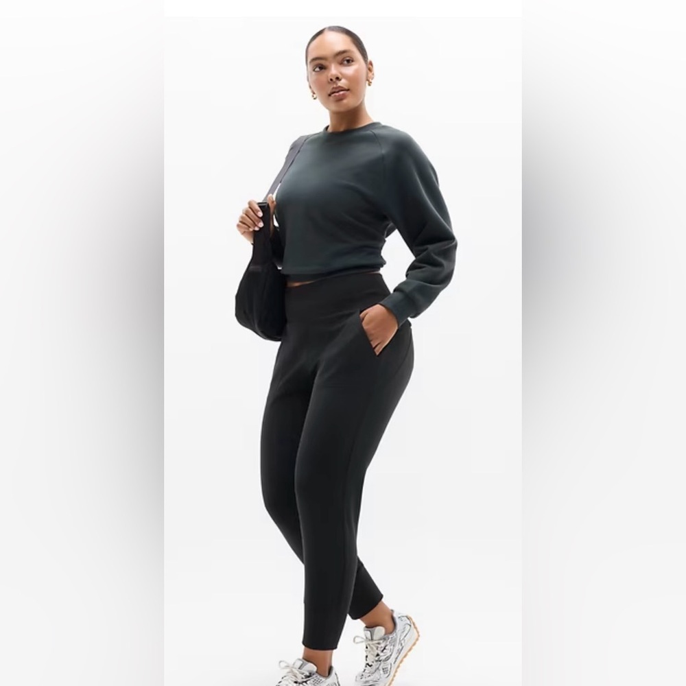Athleta Black Venice Pintuck jogger
